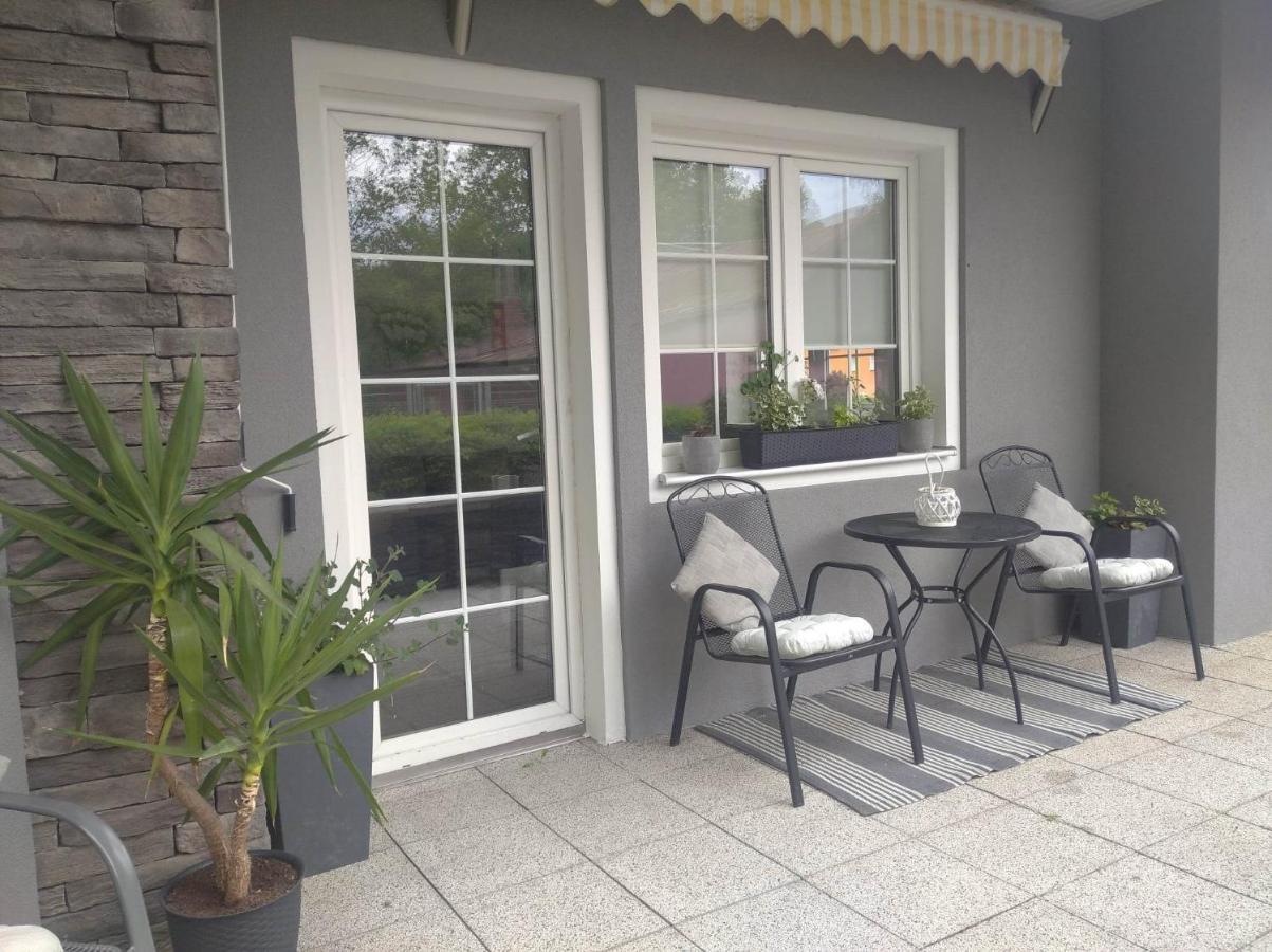 U Koupaliste Villa Mimon ภายนอก รูปภาพ