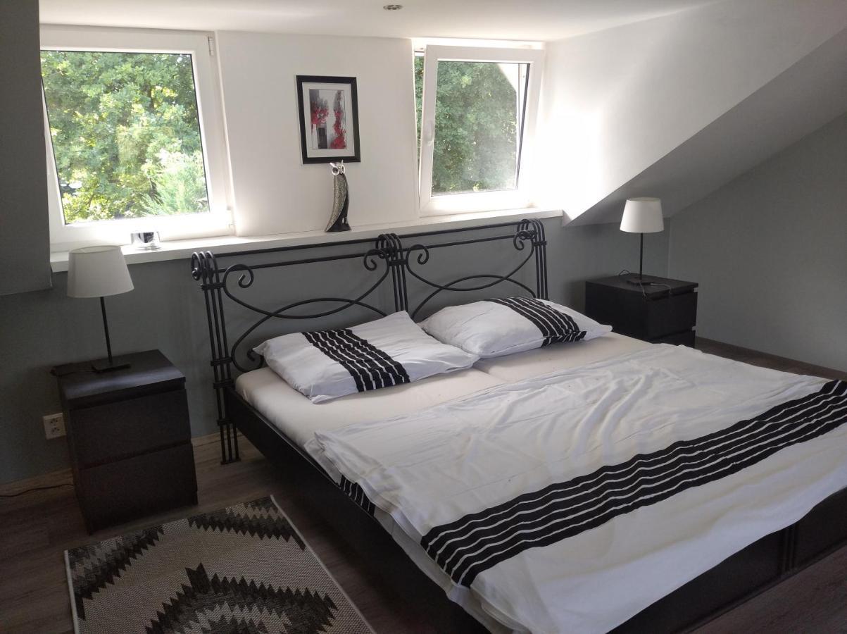 U Koupaliste Villa Mimon ภายนอก รูปภาพ